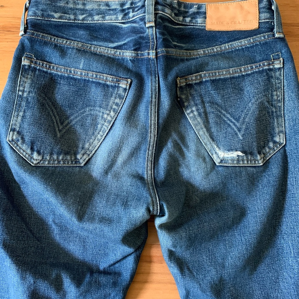 Levi’s made and crafted worn in cropped Jan’s - Picture 4 of 12